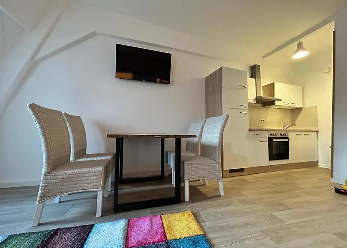 Apartment Hitorischer Charme In Top-altstadtlage - Fewos Anno 1529 Zittau